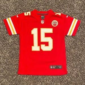 Nike Youth Kansas City Chiefs Patrick Mahomes Jersey